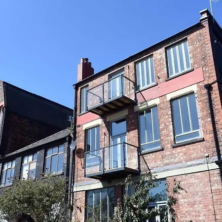 Stunning Penthouse Slps 20-2