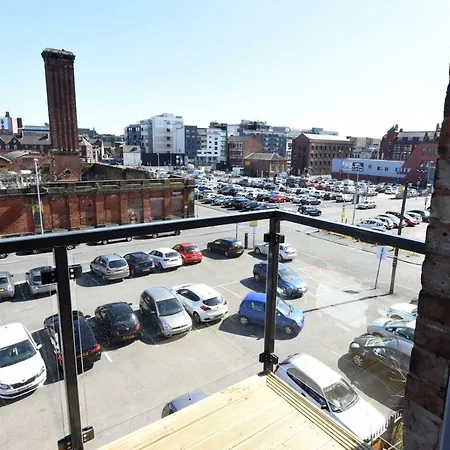 Stunning Penthouse Slps 20-3